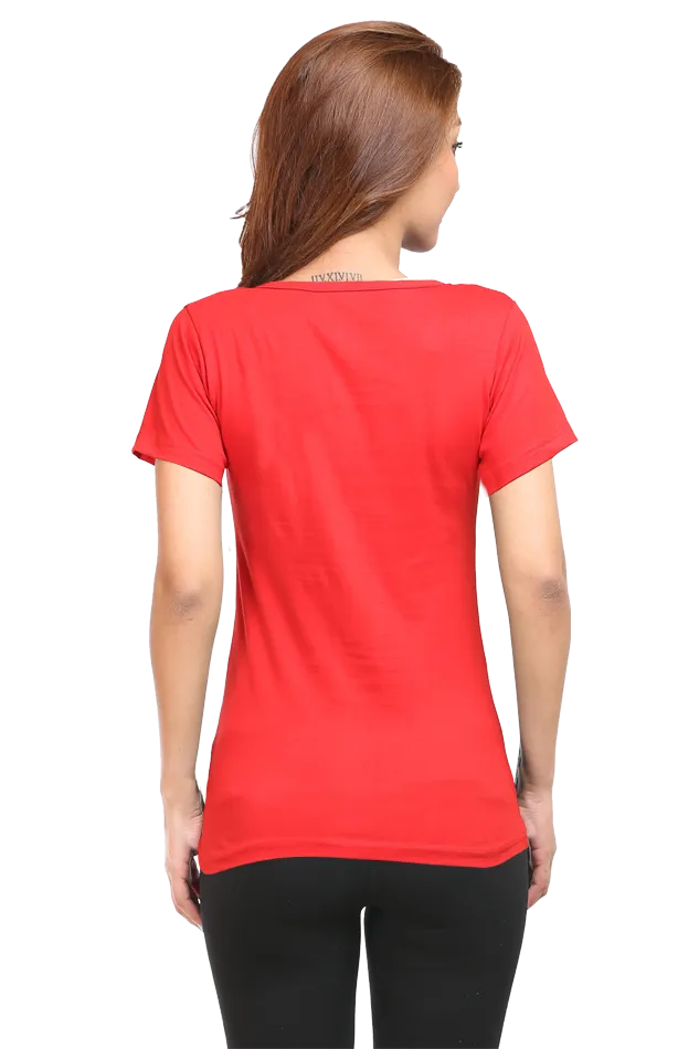 Camp Queen Women's Round Neck Tee – Adventure in Style