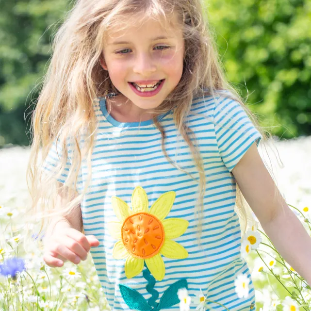 Frugi Camille Applique T-shirt - Beluga Blue Star / Echinacea