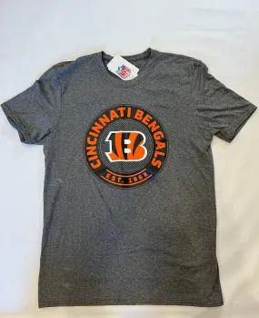 NFL Cincinnati Bengals Short Sleeve shirt Adult size Small NWT